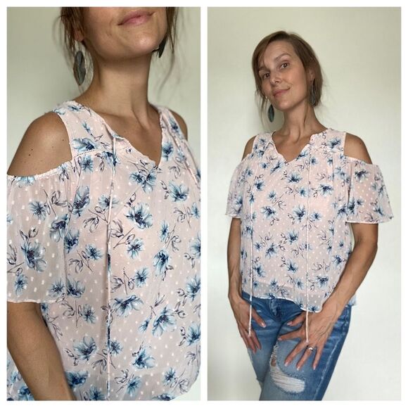 Moon River Top Cold Shoulder Pink Floral Appliqué Blouse - Picture 5 of 11